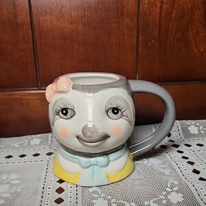 Room Essentials Gray and Yellow Mug